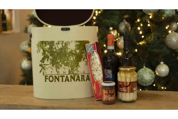 Hatbox: Wine, Almond, Oil